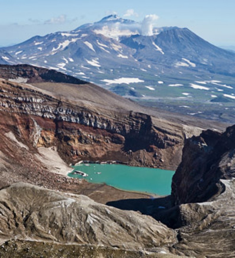 Ein Vulkan auf der Halbinsel Kamtschatka